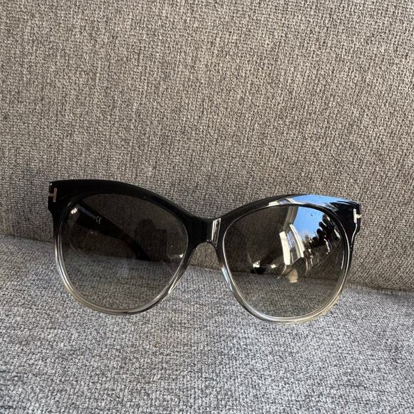 Tom Ford SASKIA Sunglasses Black Transparent Frame Smoke FT0330 05B 57-14 140 main image 12